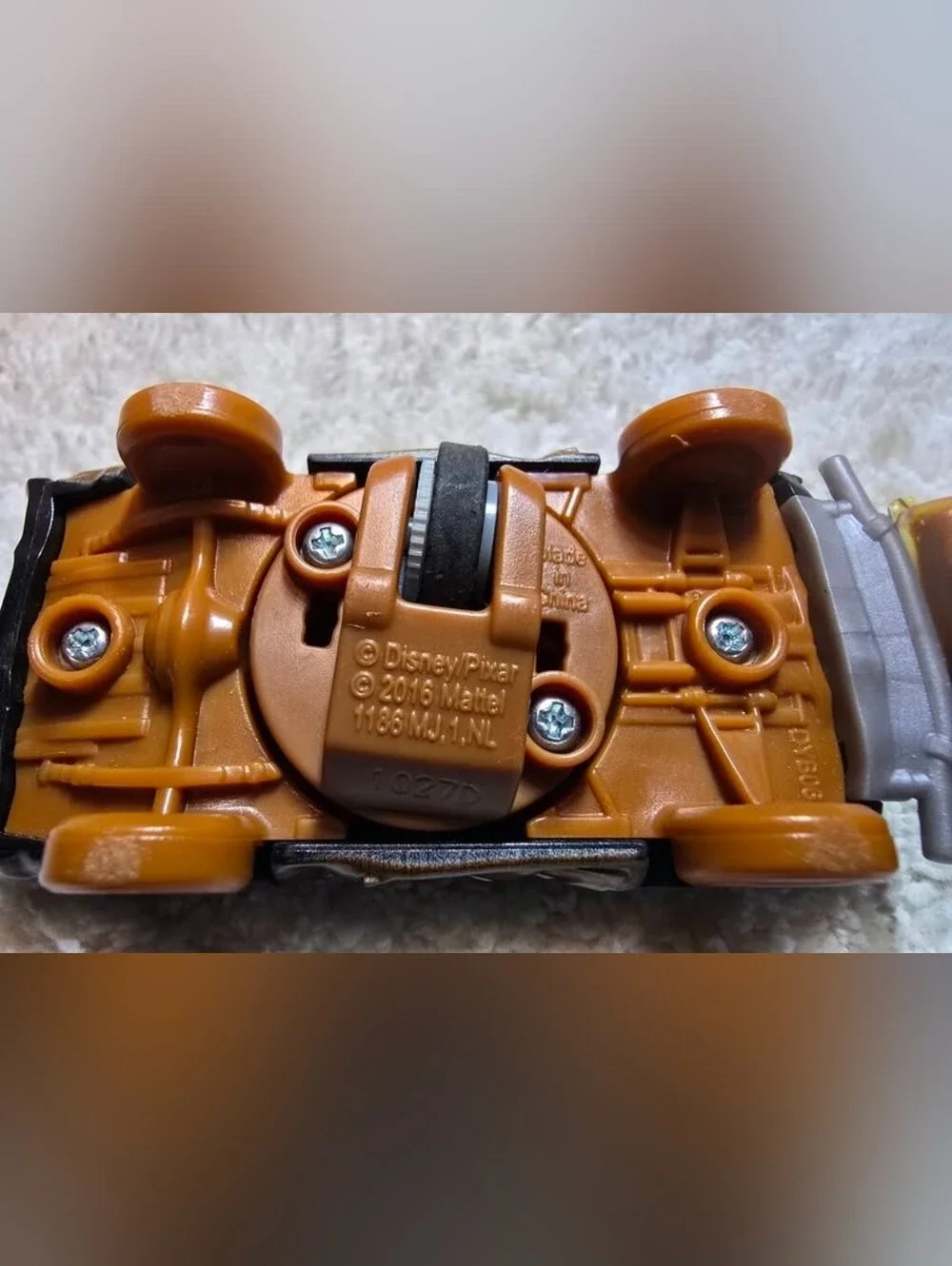 Disney Pixar Cars 3 Crazy 8 Crashers Taco Demolition & APB Police Car LOT of 2